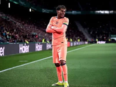 Hansi Flick tiết lộ sự thật về Lamine Yamal: ‘Cậu ấy chưa đạt đến đỉnh cao, sẽ còn bùng nổ mạnh hơn nữa!’