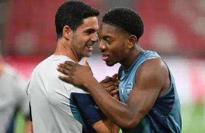 Sốc: Huyền thoại Arsenal lên tiếng, khuyên Arteta 'thanh lý' tài năng trẻ Myles Lewis-Skelly 1