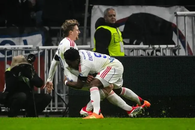 Nhận định Metz vs Lyon (23h15 ngày 251) Nối dài chuỗi thắng 2 Nhận định Metz vs Lyon (23h15 ngày 251) Nối dài chuỗi thắng 2