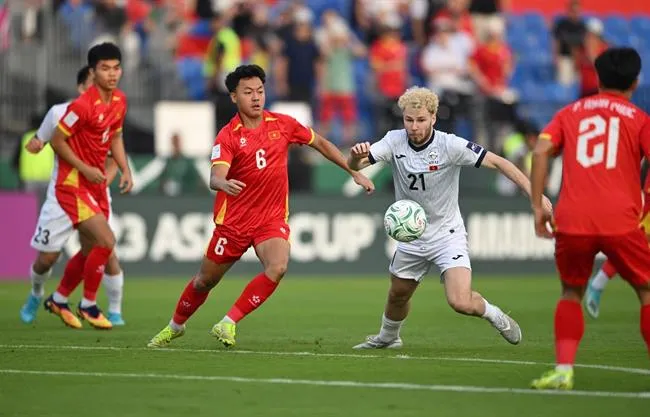 Chấn thương của Thái Sơn và nỗi lo với U23 Việt Nam 2