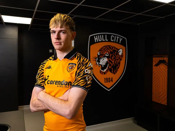 Collyer gia nhập Hull City theo dạng cho mượn