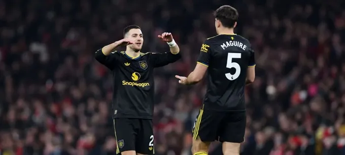 Dalot có được sự yêu mến từ các đồng đội ở MU