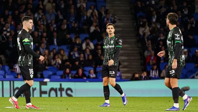 Elche đang rơi vào chuỗi thua 3 trận liên tiếp ở La Liga