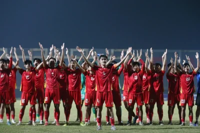 HLV Cristiano Roland tiết lộ bí quyết thành công cho U17 Việt Nam và lời nhắn đặc biệt tới con trai Quang Hải 1