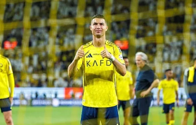 Việc Ronaldo vẫn đang đá tốt ở tuổi 40 là hình mẫu để Kane noi theo